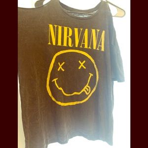 Nirvana Women’s Cold Shoulder Tee XL
